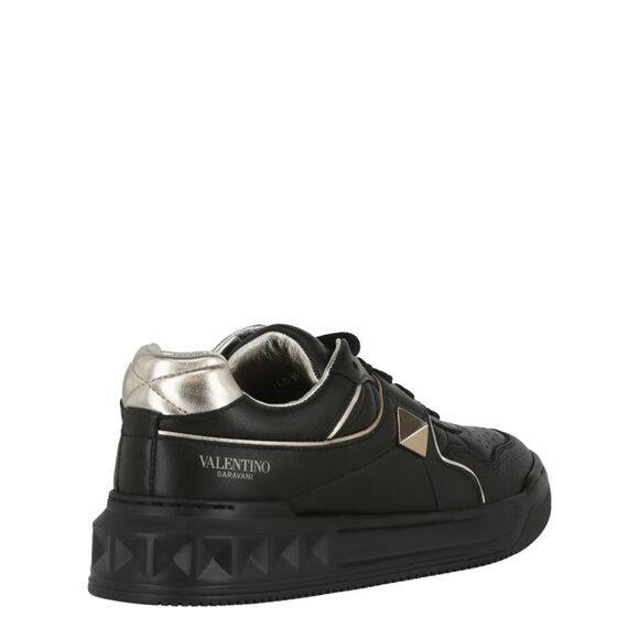 Valentino One Stud Low-Top Leather Sneaker Black Womens - Picture 3 of 6
